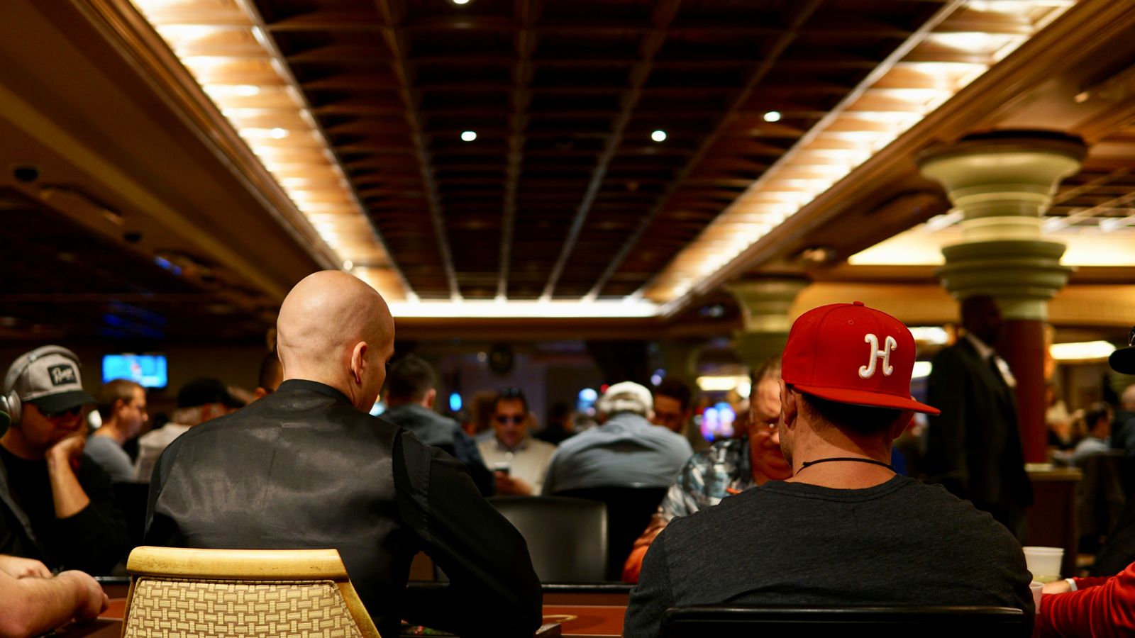 Top Poker Pros and Their Favorite Platforms